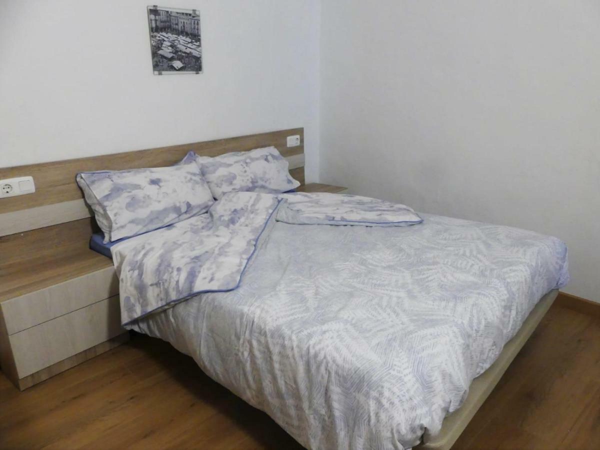 PIS Acollidor al Centre històric de Vic APTGARBI Esterno foto